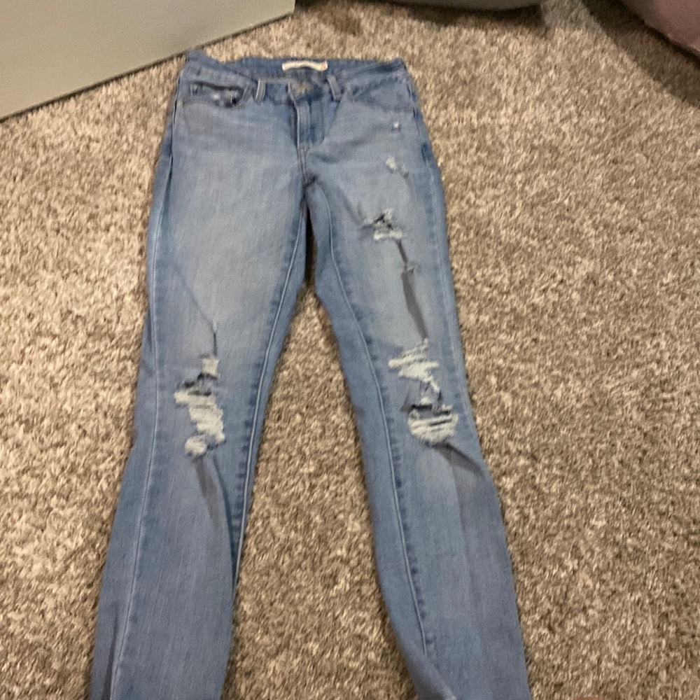Ripped Levi skinny jeans